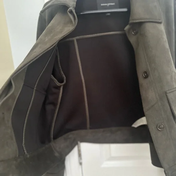 Banana Republic Women’s Olive Jacket - Picture 2 of 8